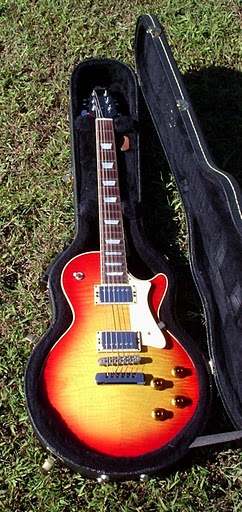 '00 H150 - Antique Cherry Sunburst